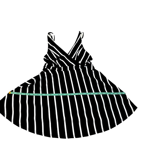 Privy Forever 21 Privately Privileged Black & White Strappy Mini Dress, Size L - Picture 5 of 10